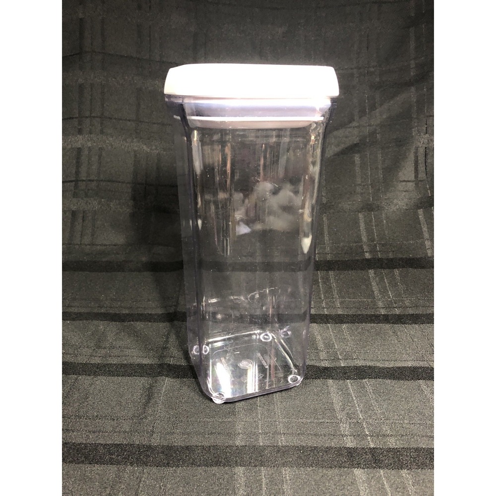 OXO Pop Food Storage Container 1.5QT